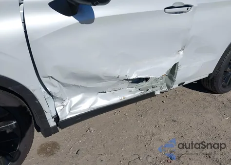 2024 Mitsubishi Outlander Se Black Edition W/Pano Roof z USA, uszkodzony, nr VIN JA4J4VA89RZ066401